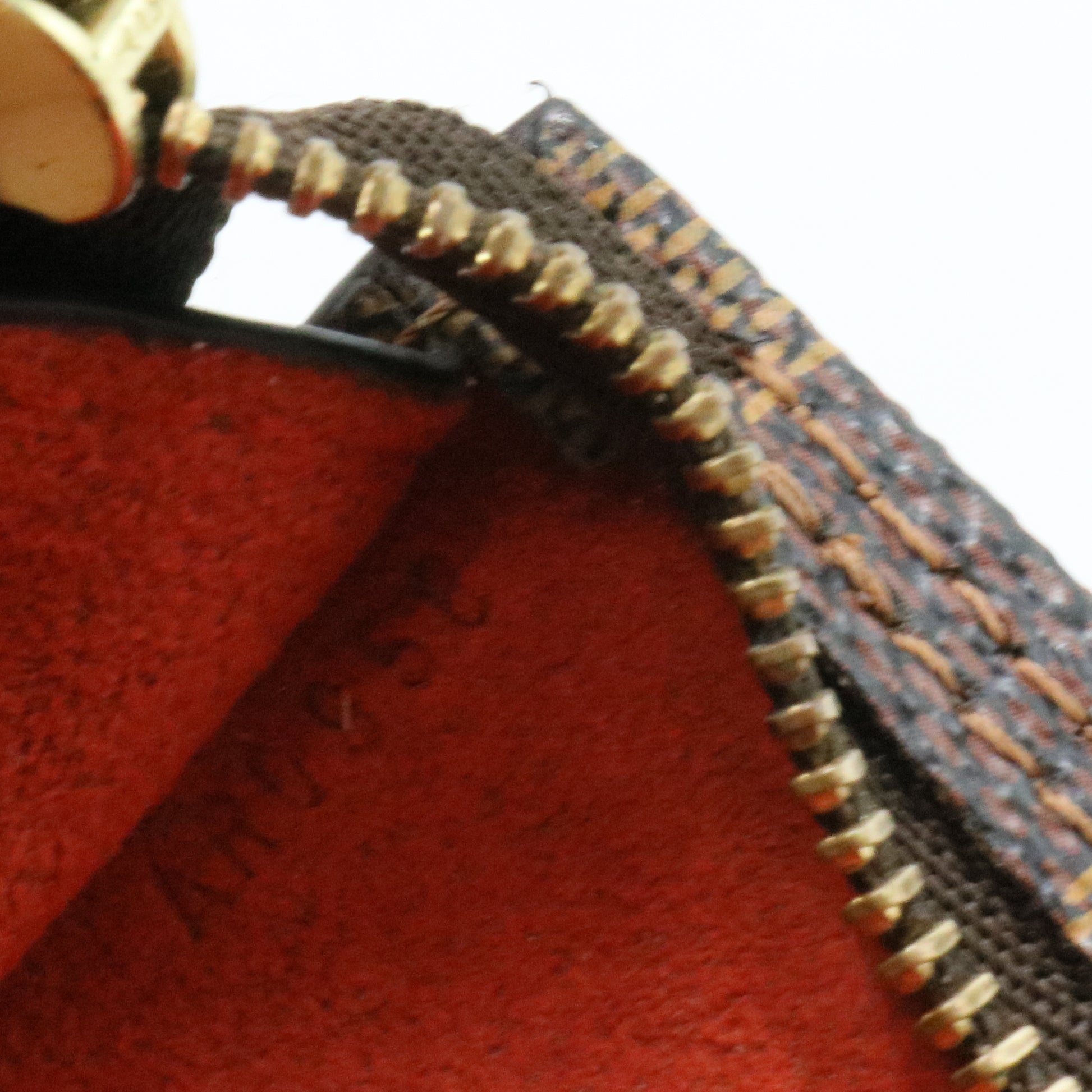 Damier Ebene Marais Bucket Pouch