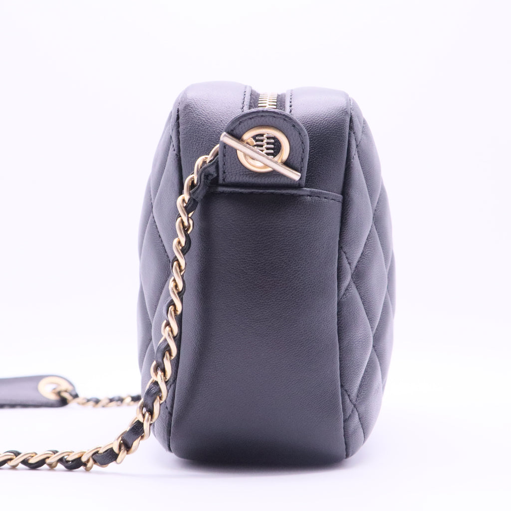 Shiny Lambskin Quilted Mini Camera Case Black