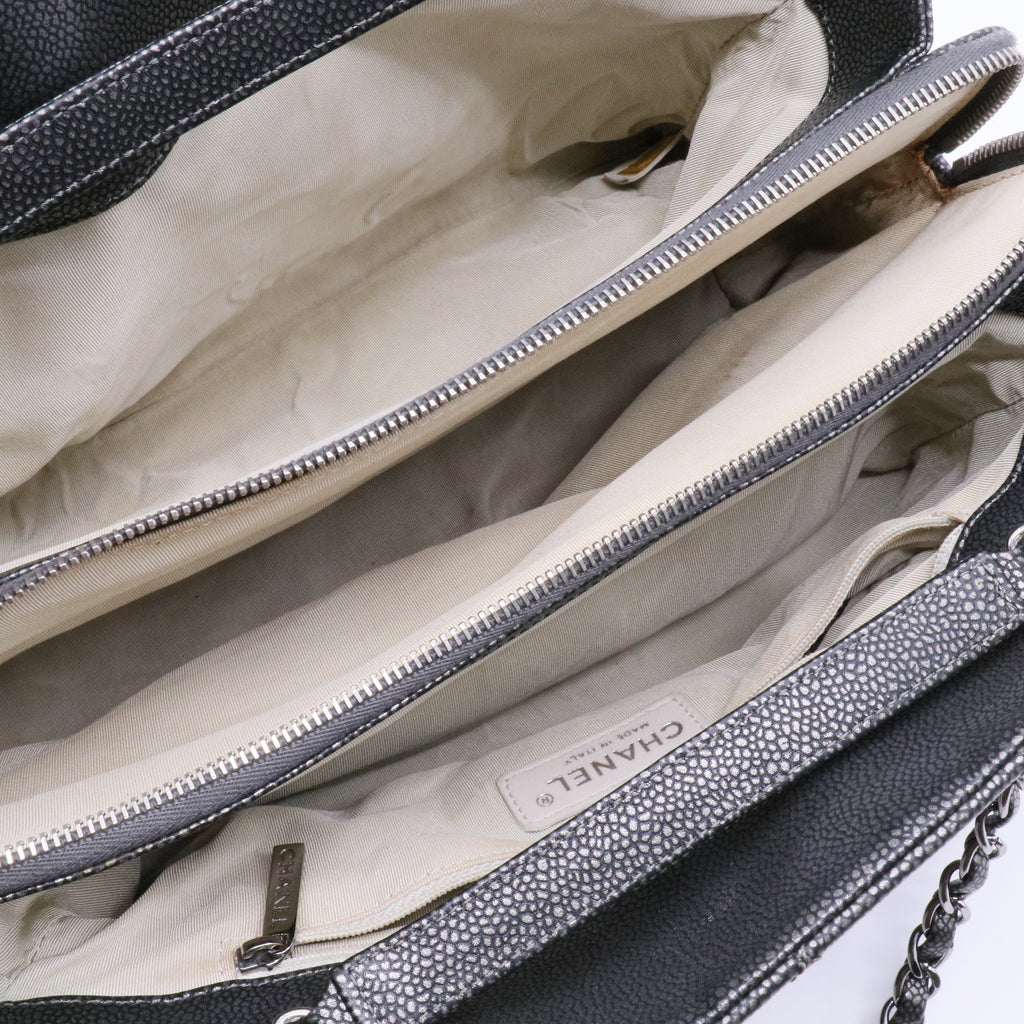 Timeless CC Shopping Tote Quilted Caviar Medium