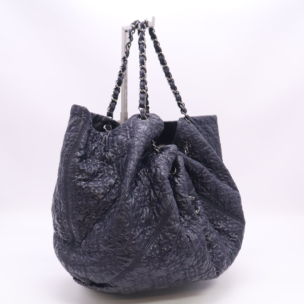 Chanel Rock in Moscow Cabas Tote Bag B24304