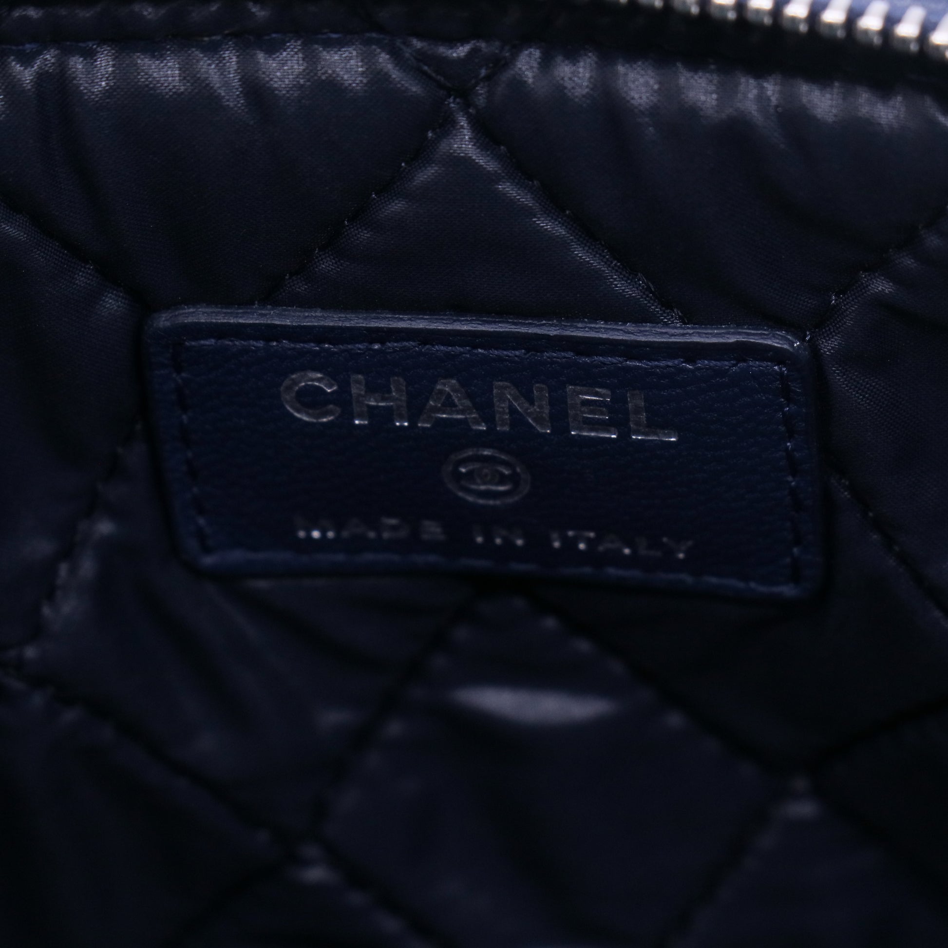 Chanel Blue Quilted Lambskin Leather Medium O-Case Zip Pouch twins LDJ3909