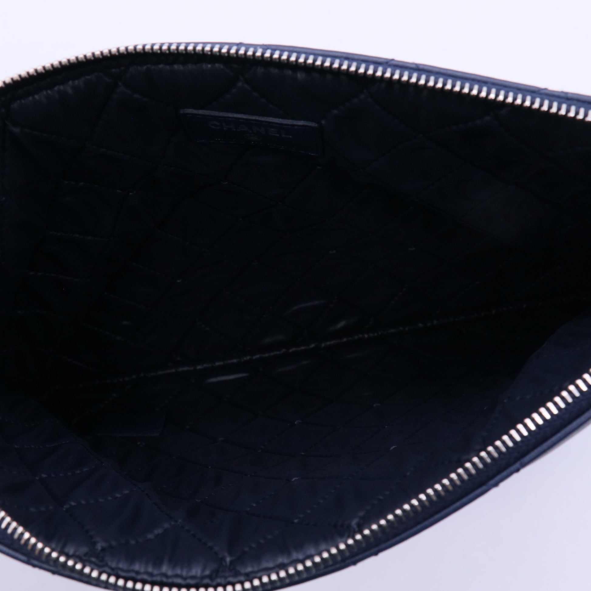 Chanel Blue Quilted Lambskin Leather Medium O-Case Zip Pouch twins LDJ3909