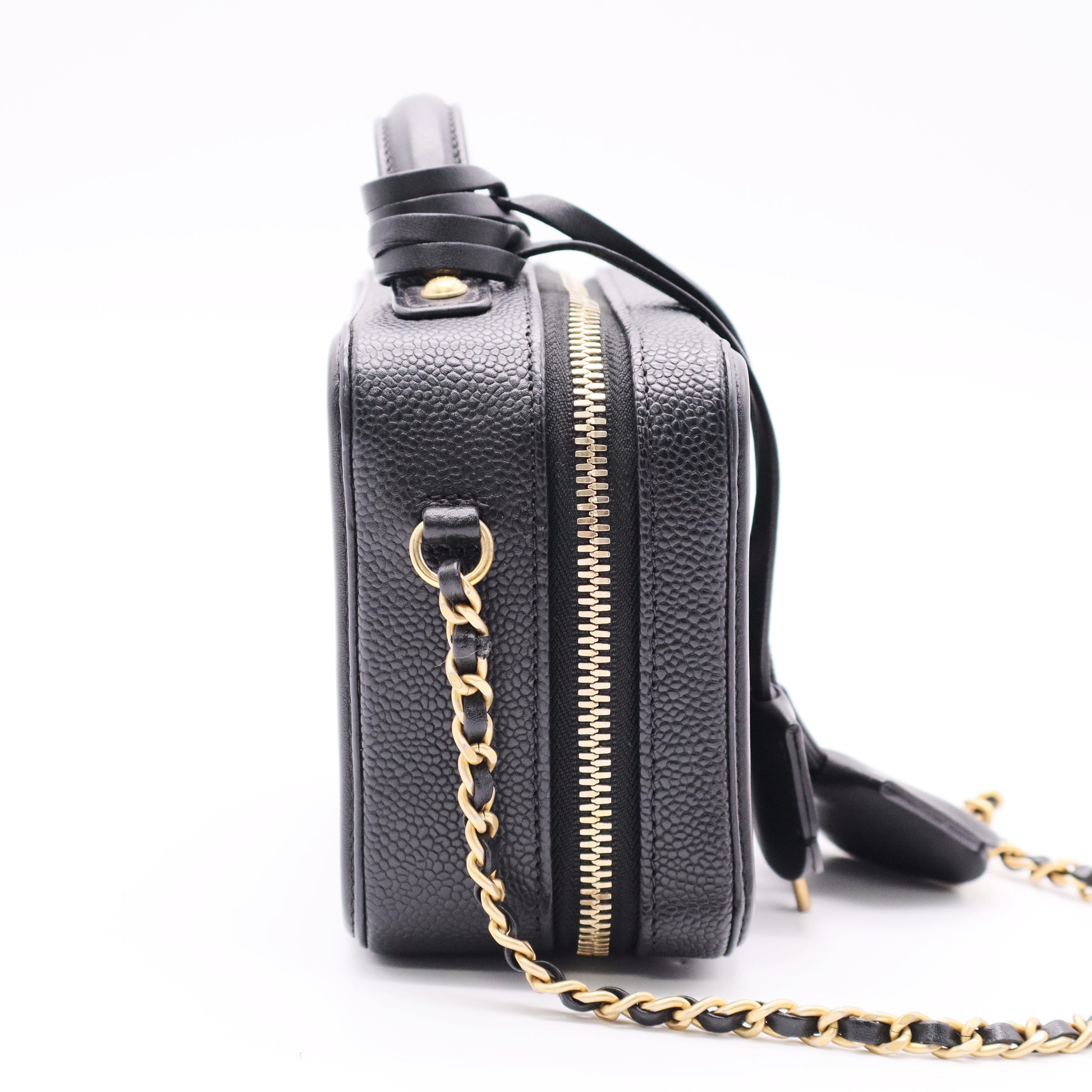 Caviar Quilted Small CC Filigree Vanity Case Black twins