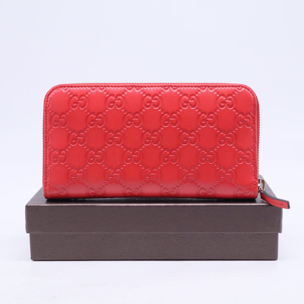Signature Continental ssima Zip Around Wallet Red