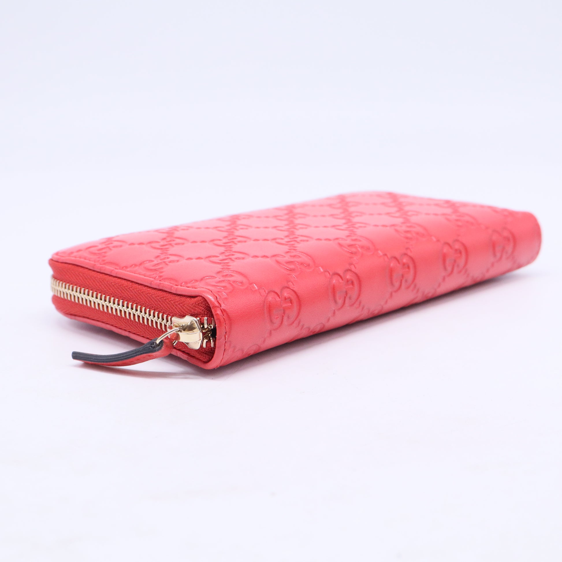 Signature Continental ssima Zip Around Wallet Red
