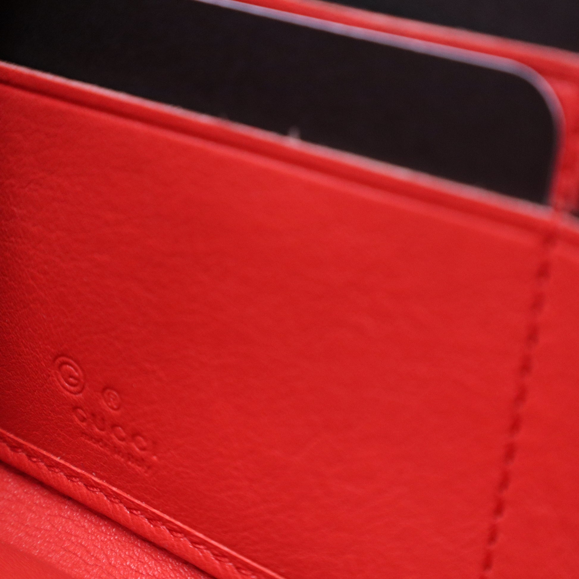 Signature Continental ssima Zip Around Wallet Red