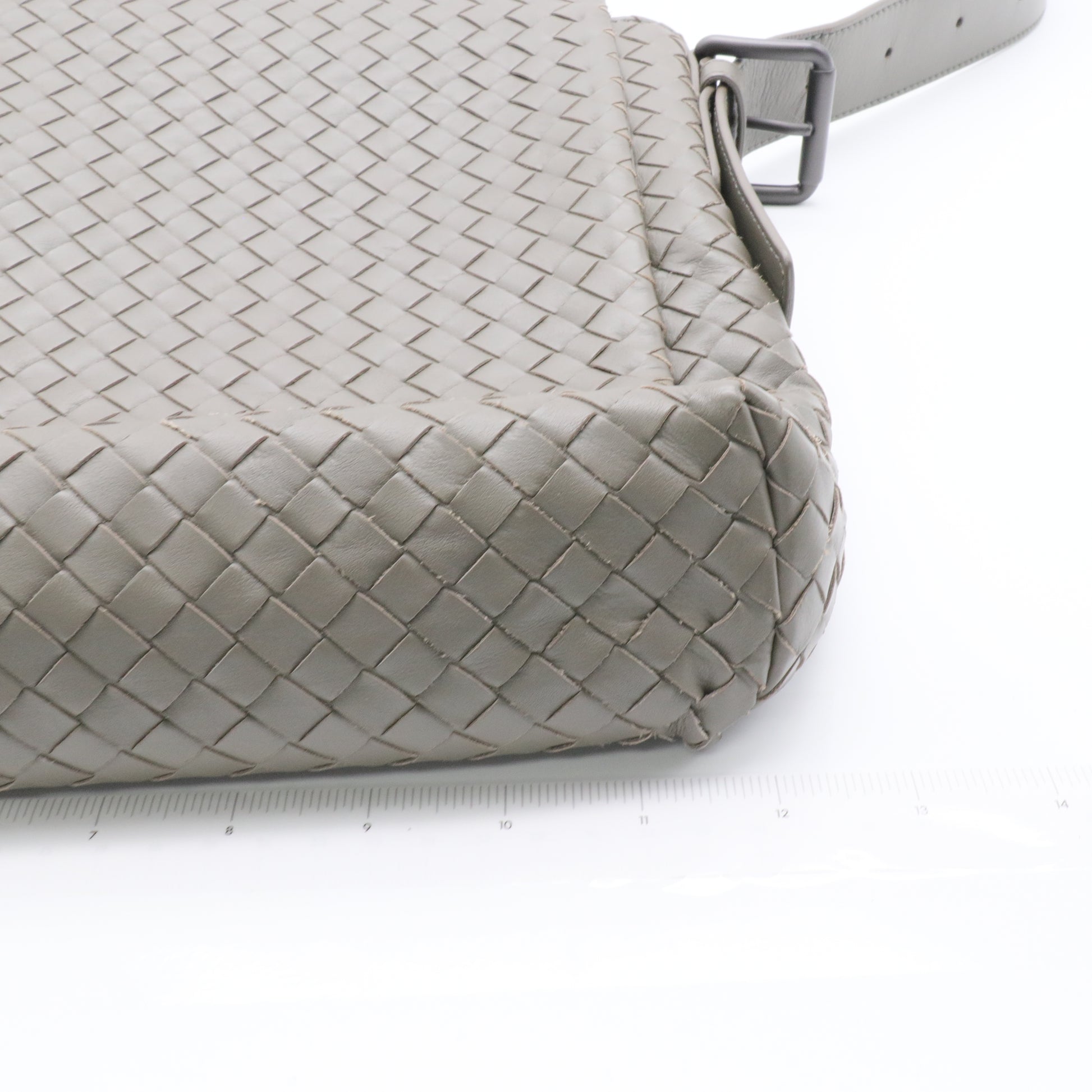 Square Flap Messenger Bag Intrecciato Nappa