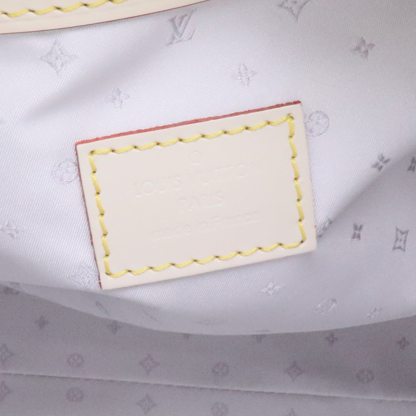 White Suhali Leather Le Majestueux Tote Bag twins