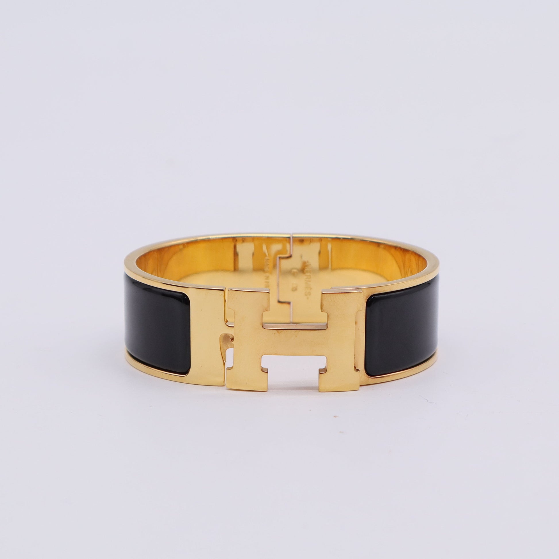 Black Enamel Gold Plated Clic-Clac H GM Wide Bracelet Twins