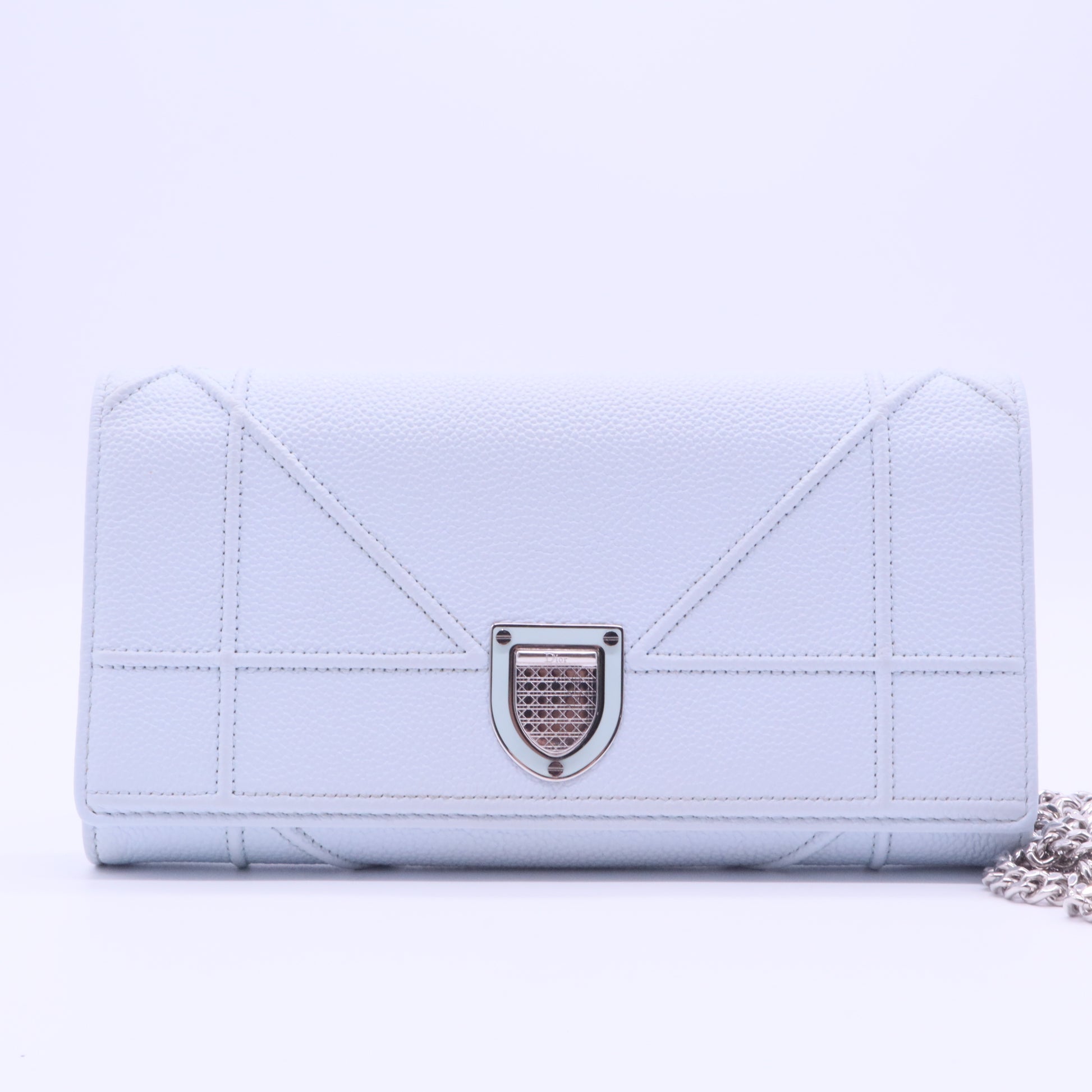 Grained Calfskin Diorama Croisiere Chain Wallet Light Blue for Gisel