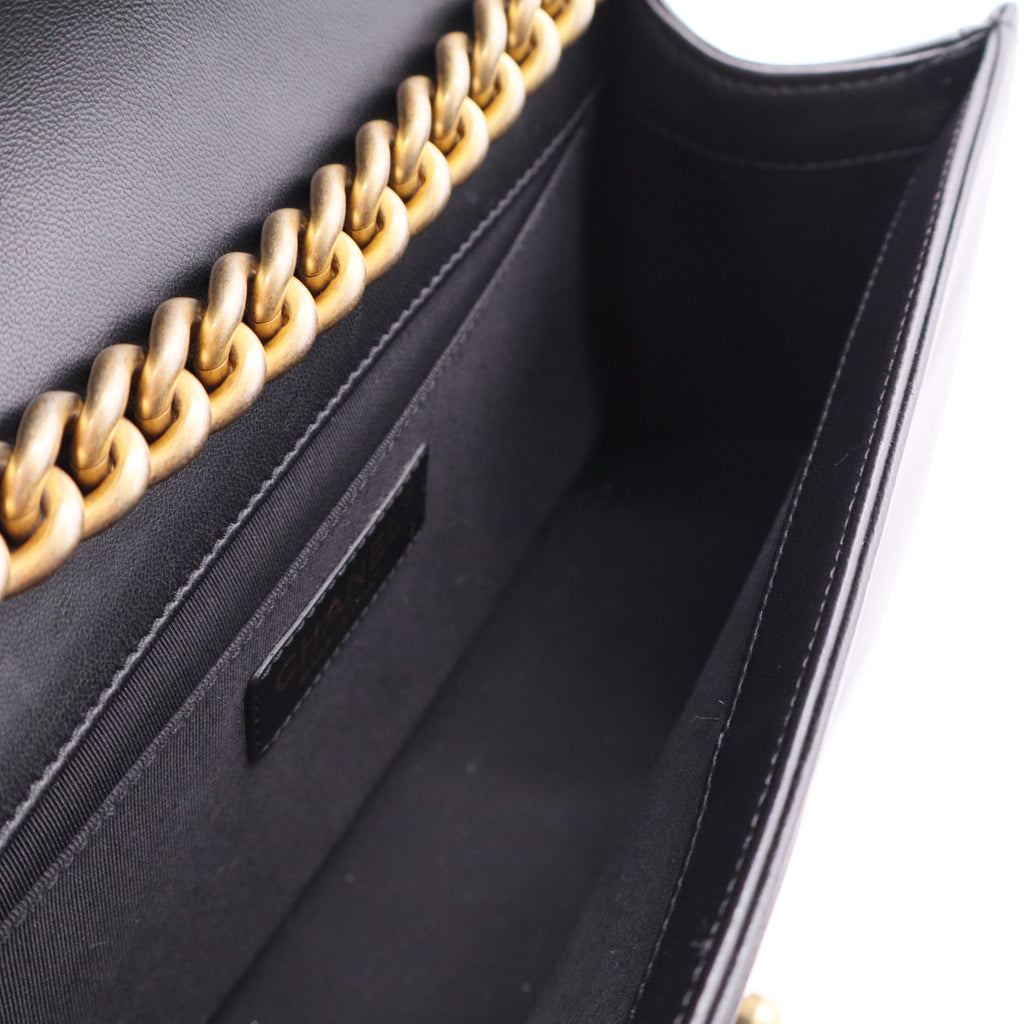 Chanel Black Medium Boy Caviar Leather Bag with Gold Hardware Twins