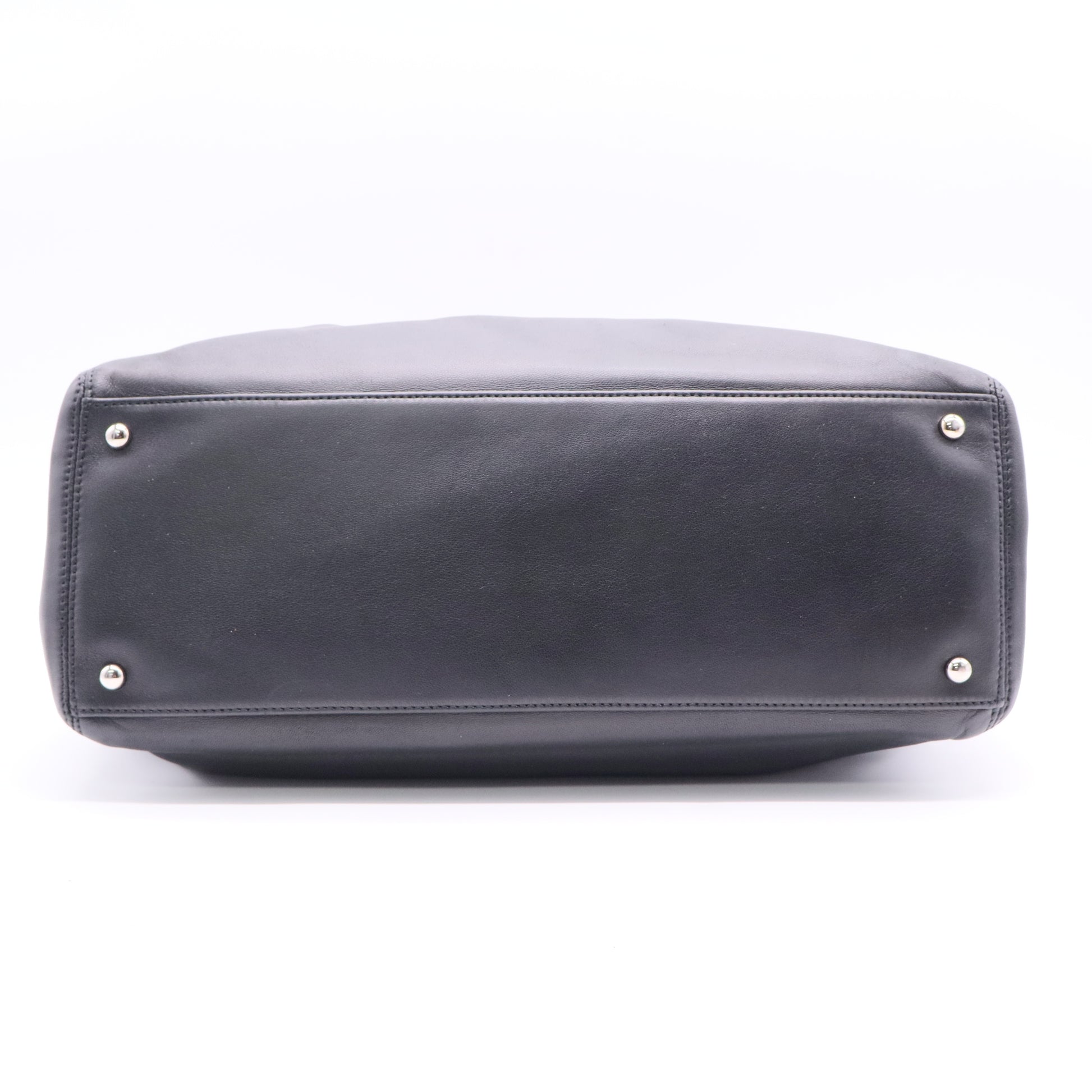 Chanel leather black handbag B11381