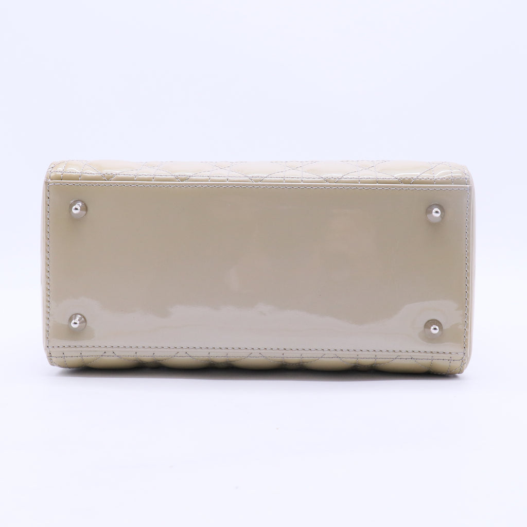 Lady Dior Bag Cannage Quilt Patent Medium B12407