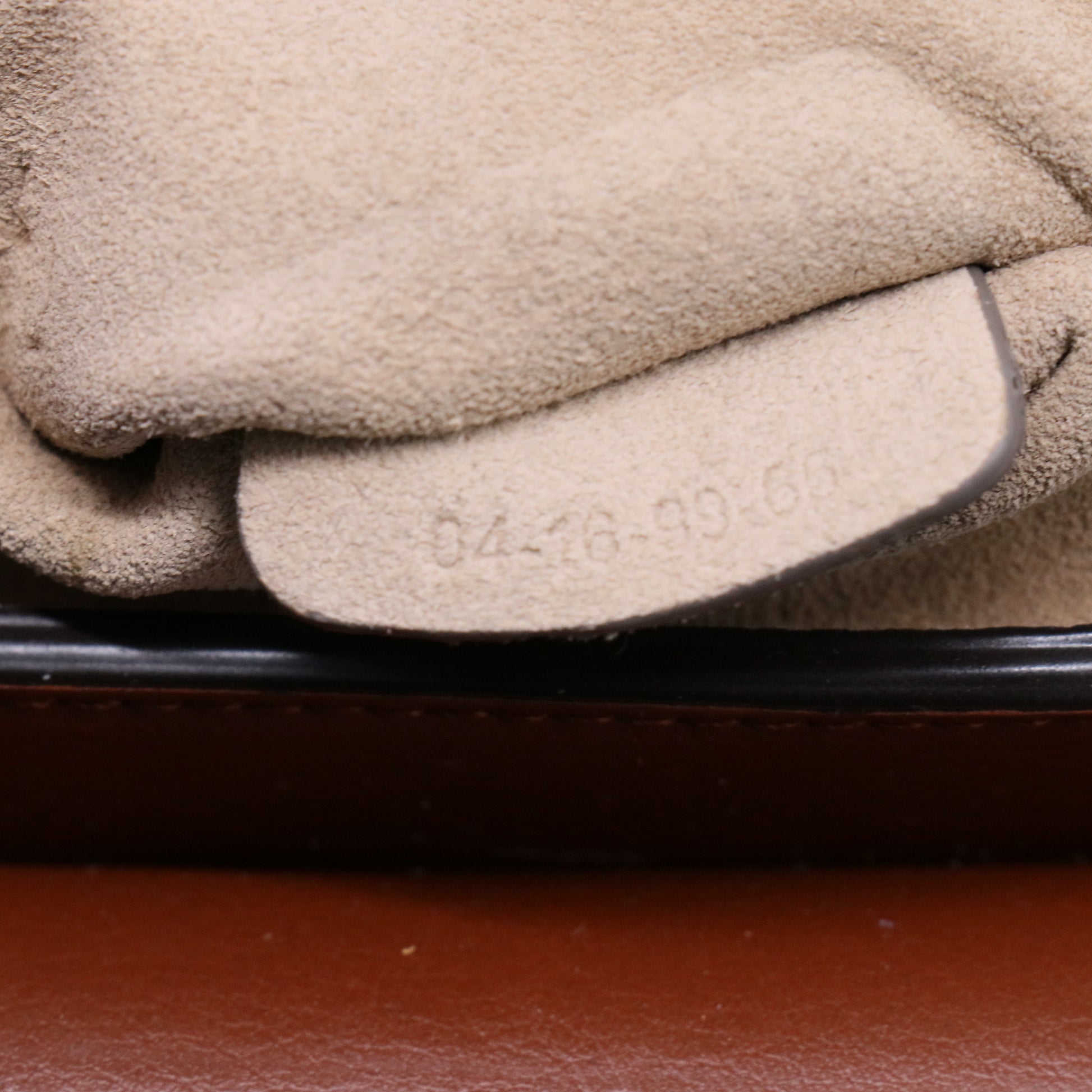 Faye Shoulder Bag Leather and Suede B21692