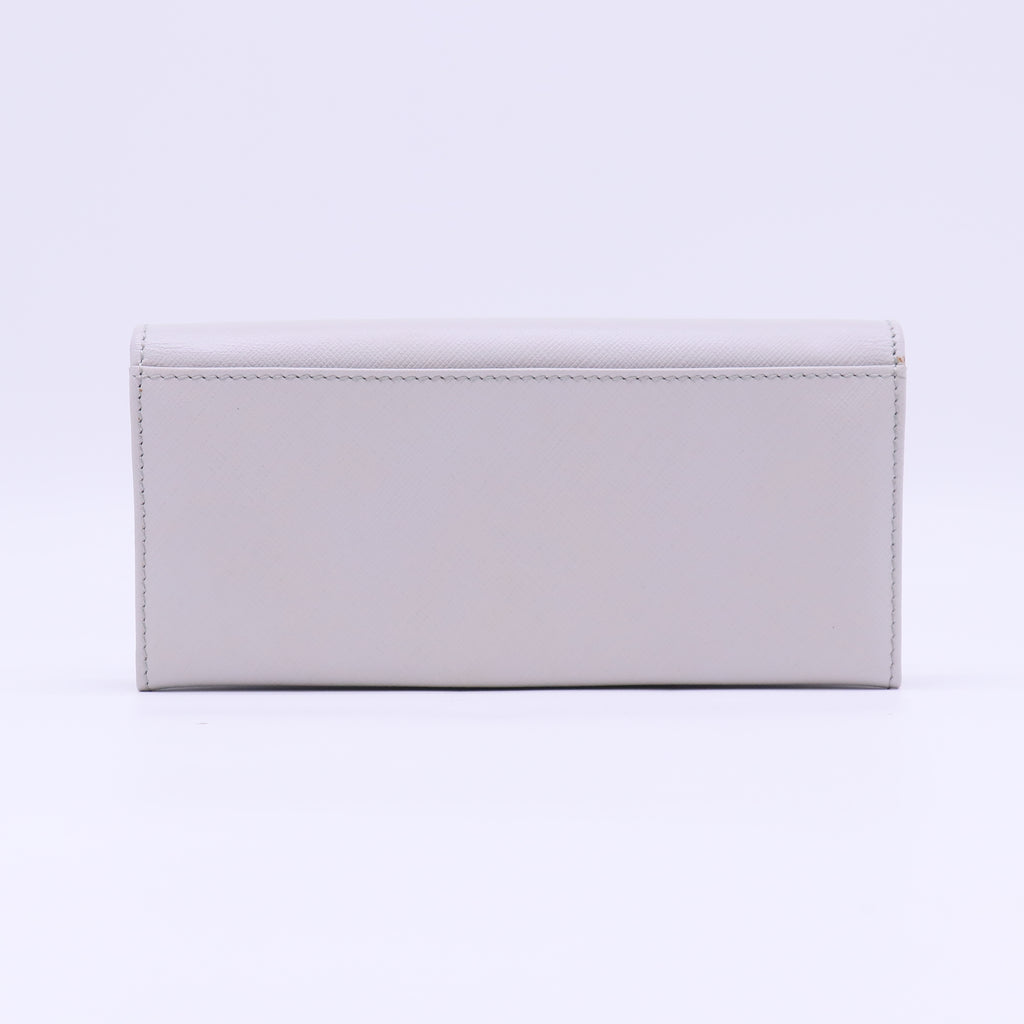Ferragamo Gancini Icona Saffiano Flap Wallet W22348