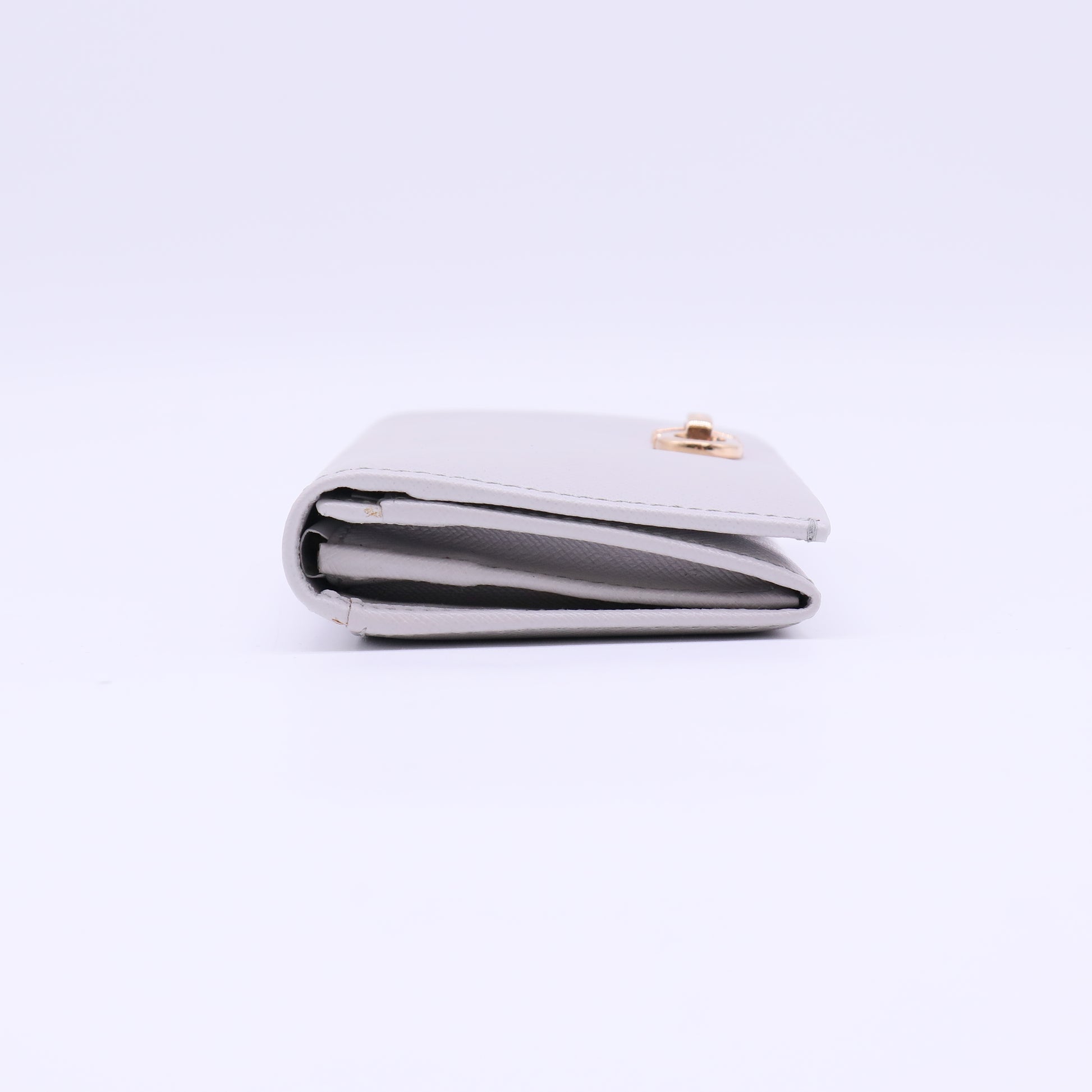 Ferragamo Gancini Icona Saffiano Flap Wallet W22348