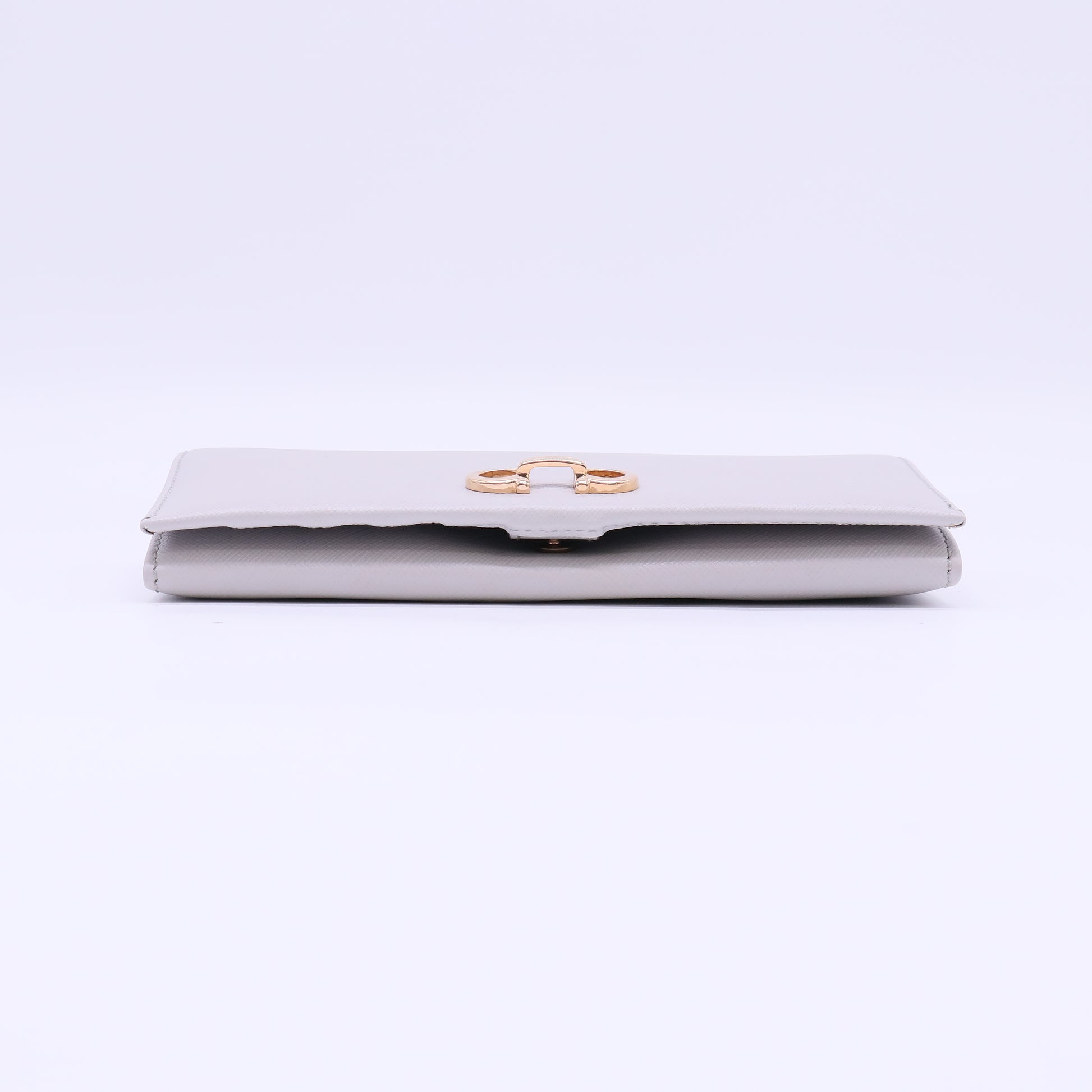 Ferragamo Gancini Icona Saffiano Flap Wallet W22348
