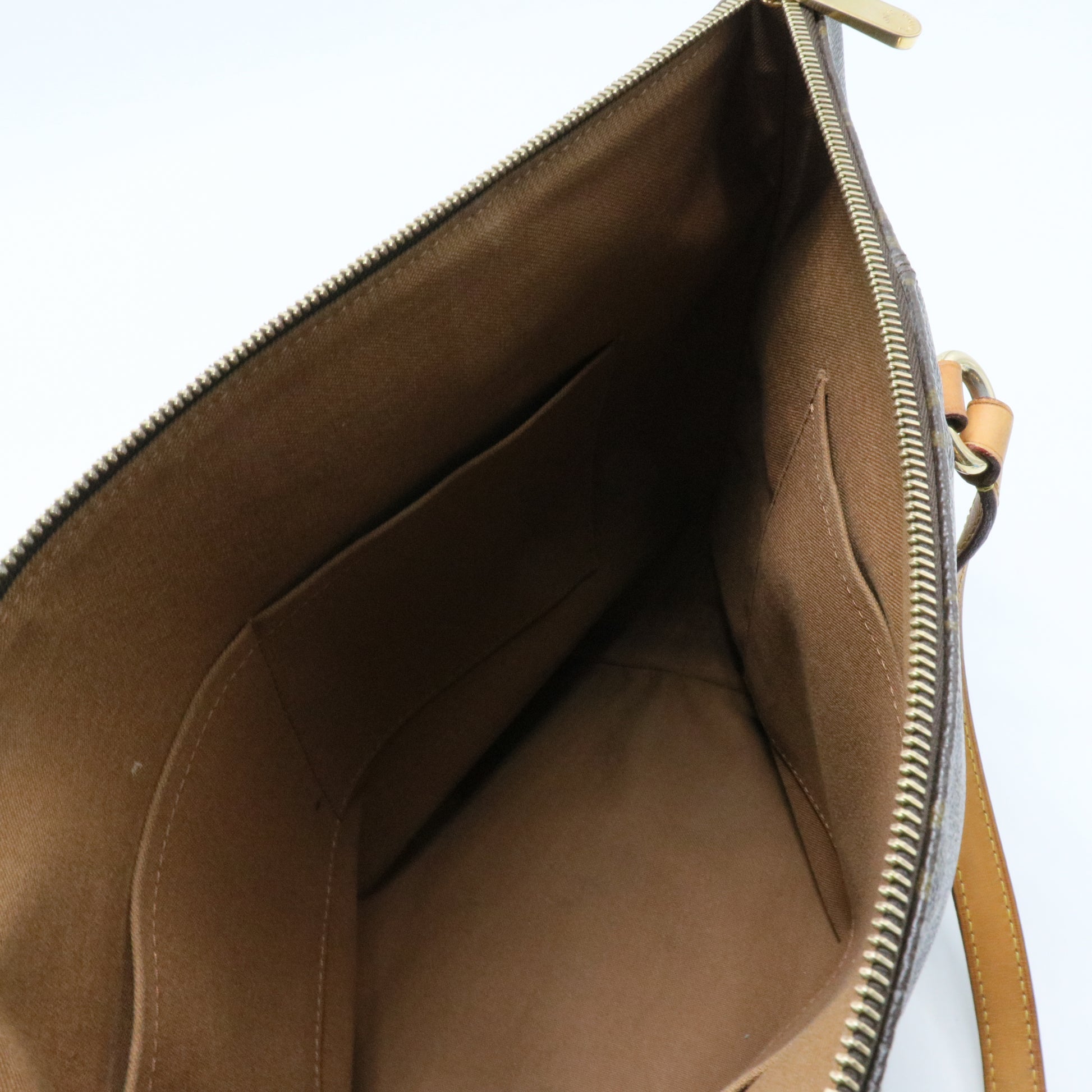 Totally Handbag Monogram Canvas MM