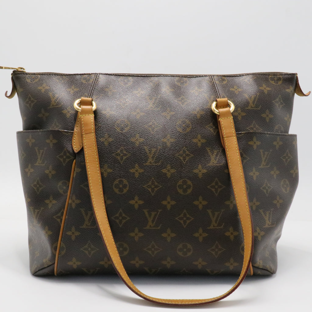 Totally Handbag Monogram Canvas MM