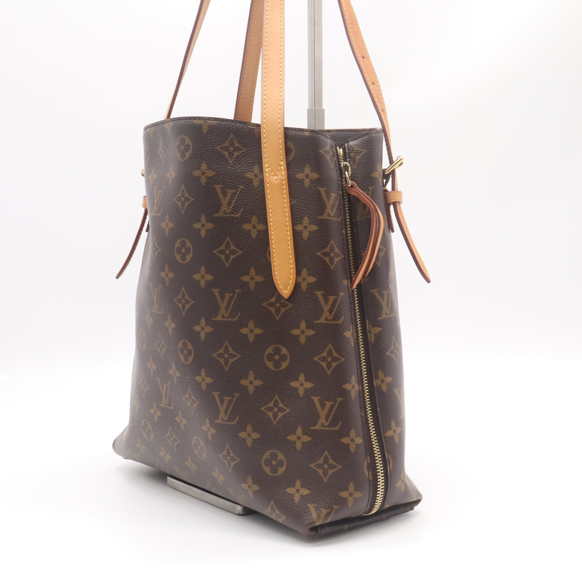 Louis Vuitton Voltaire Monogram Canvas Shoulder Bag B22779