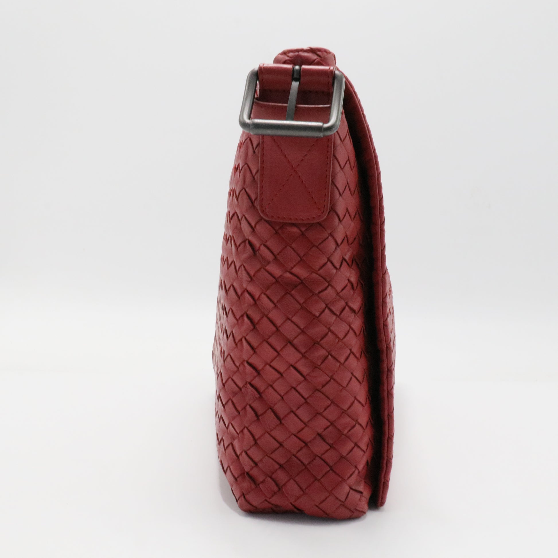 Square Flap Messenger Bag Intrecciato Nappa Medium