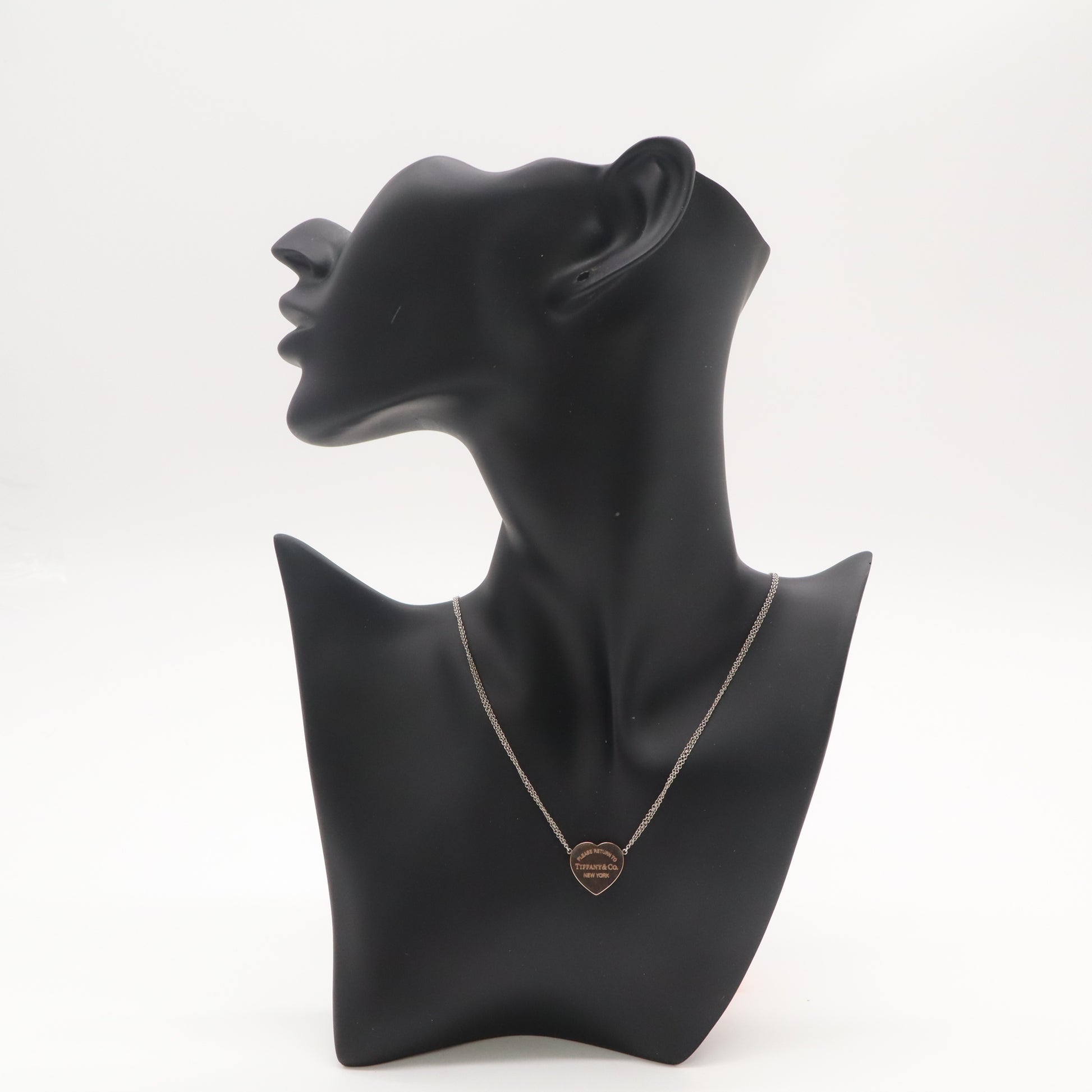 Tiffany & Co. Paloma Picasso Hammered Heart Pendant LDZ166