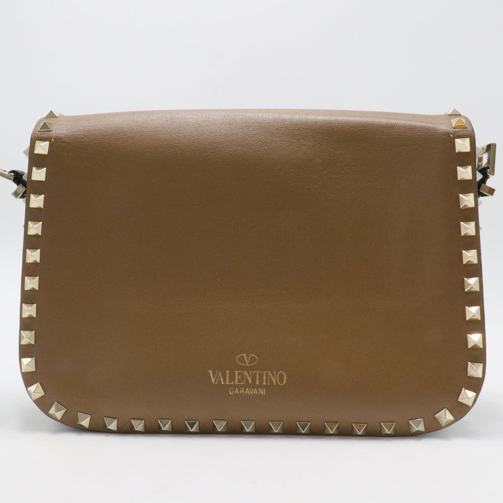 Vitello Medium Rockstud Flap Saddle Bag Nocciola for Gisel