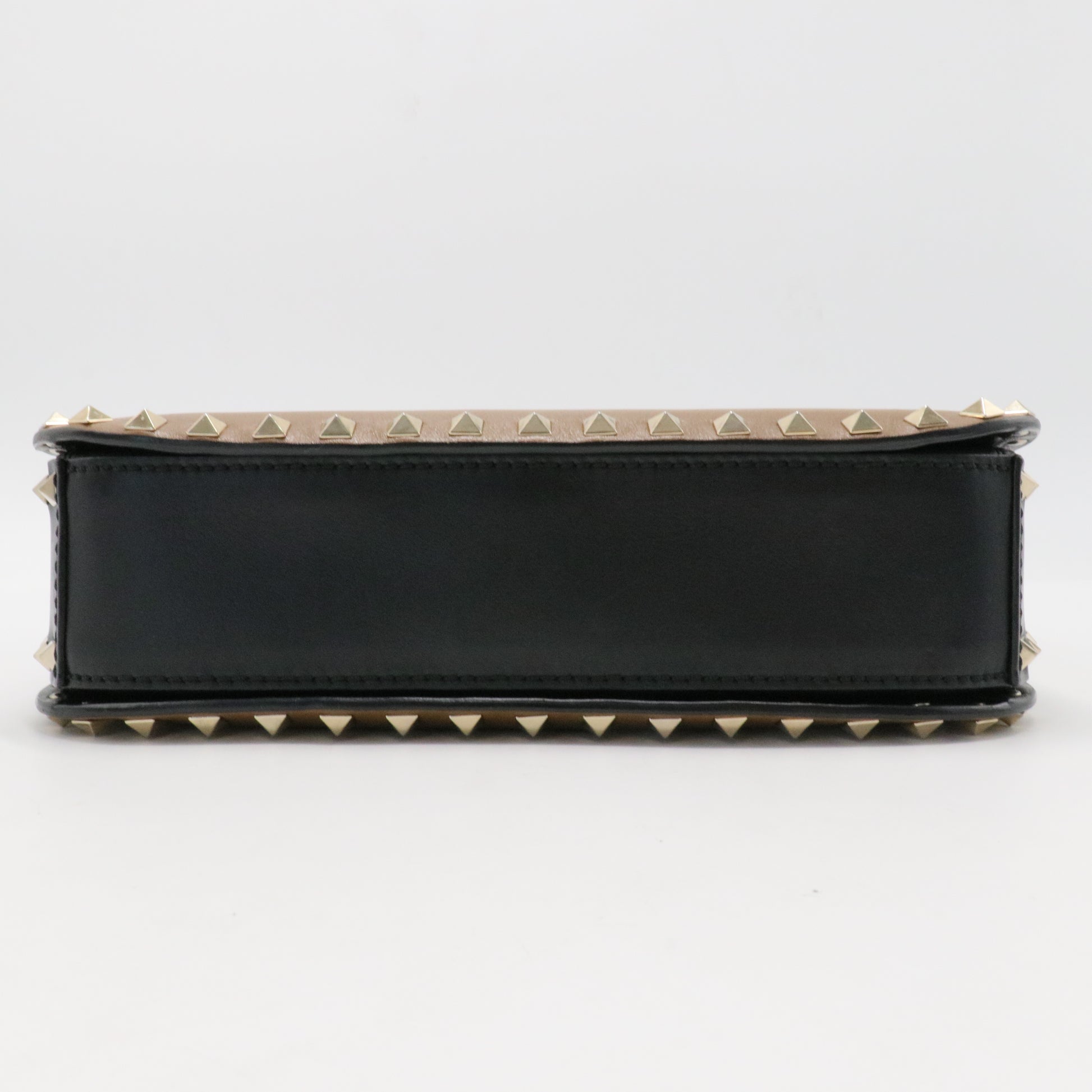 Vitello Medium Rockstud Flap Saddle Bag Nocciola for Gisel