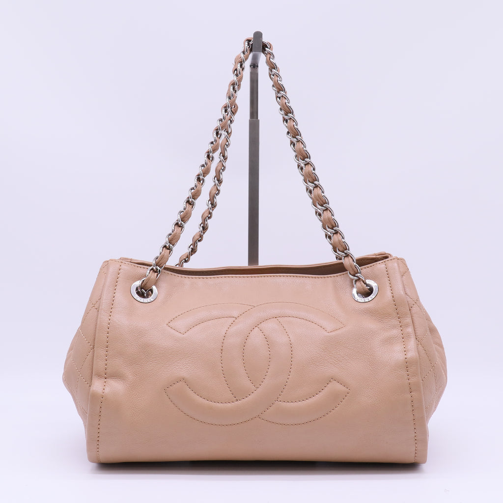 Chanel Timeless CC Soft Shopping Tote Bag B22839
