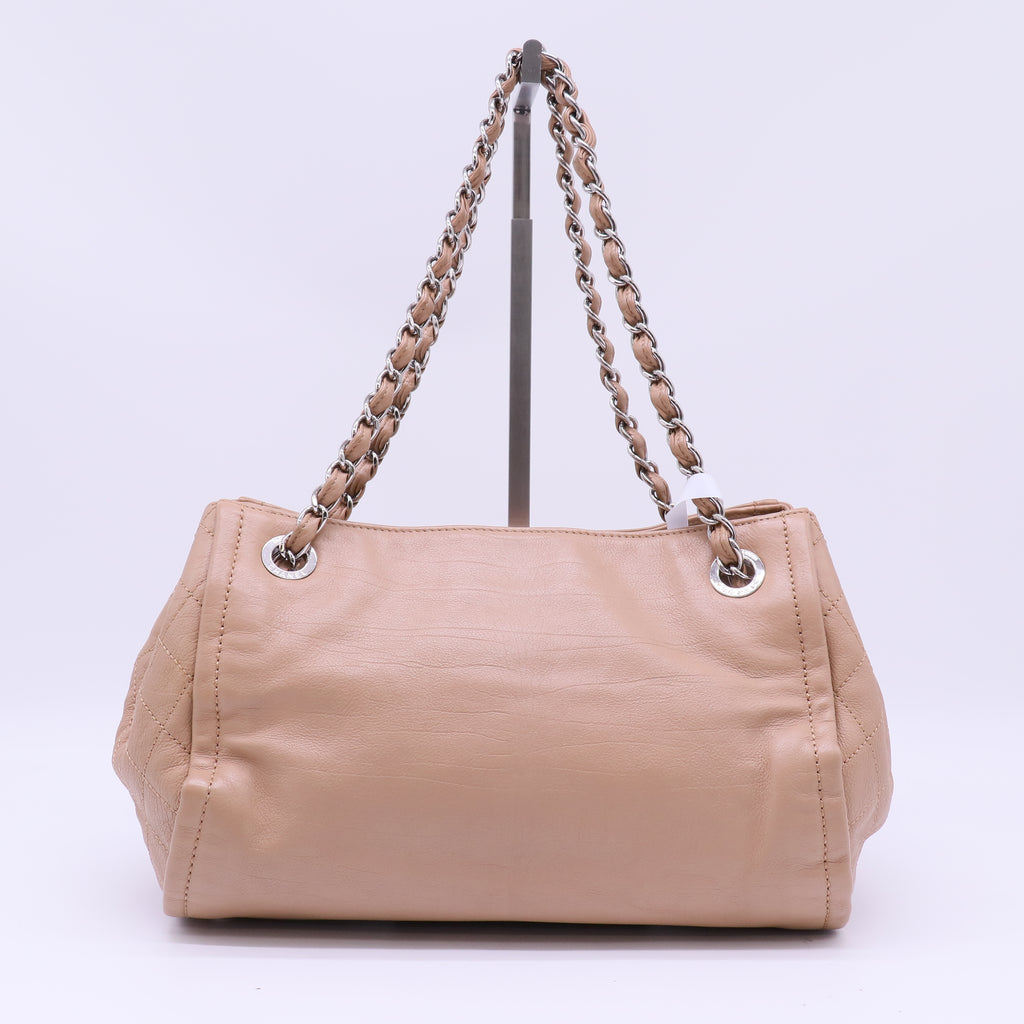 Chanel Timeless CC Soft Shopping Tote Bag B22839