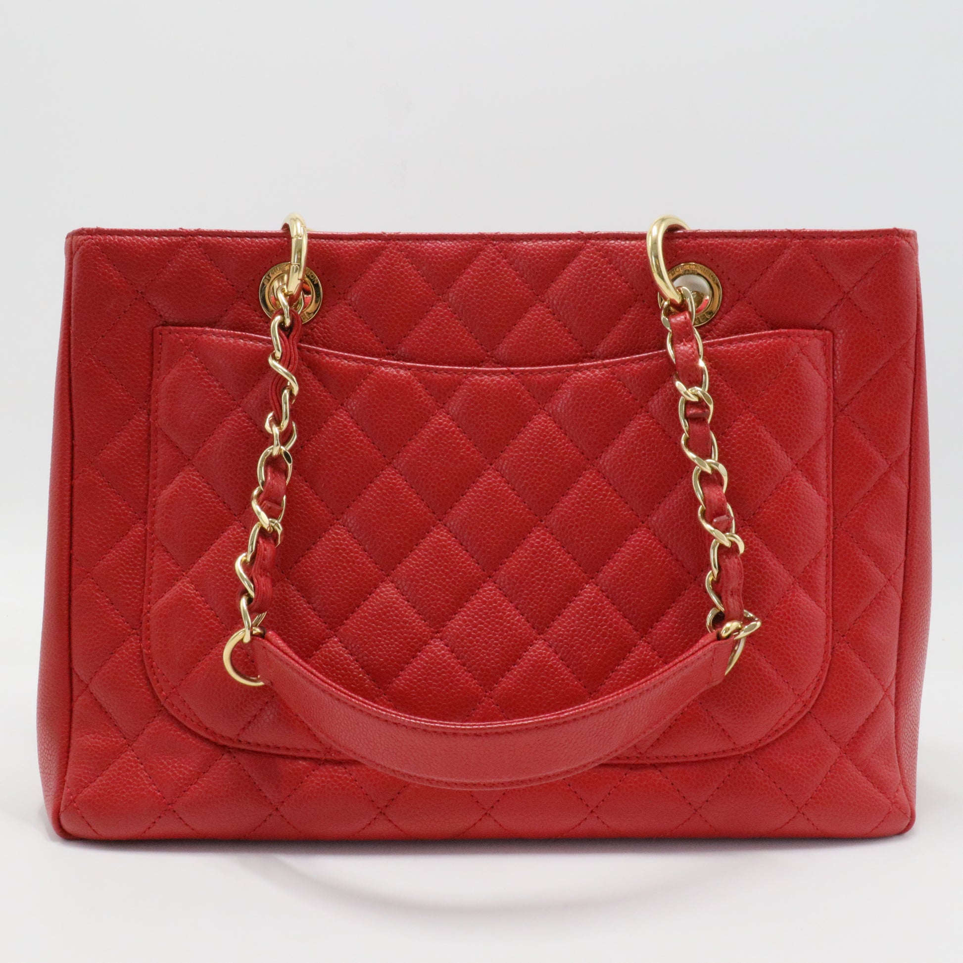 Grand Shopping Tote Quilted Caviar Red