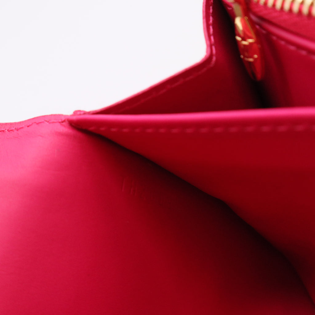 Vintage 2009 Sarah Wallet