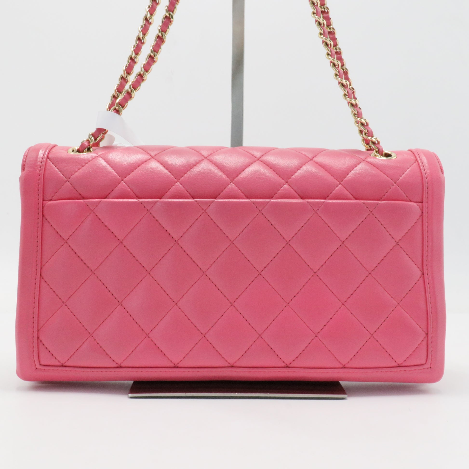 Quilted Lambskin Wallet On Chain Pink