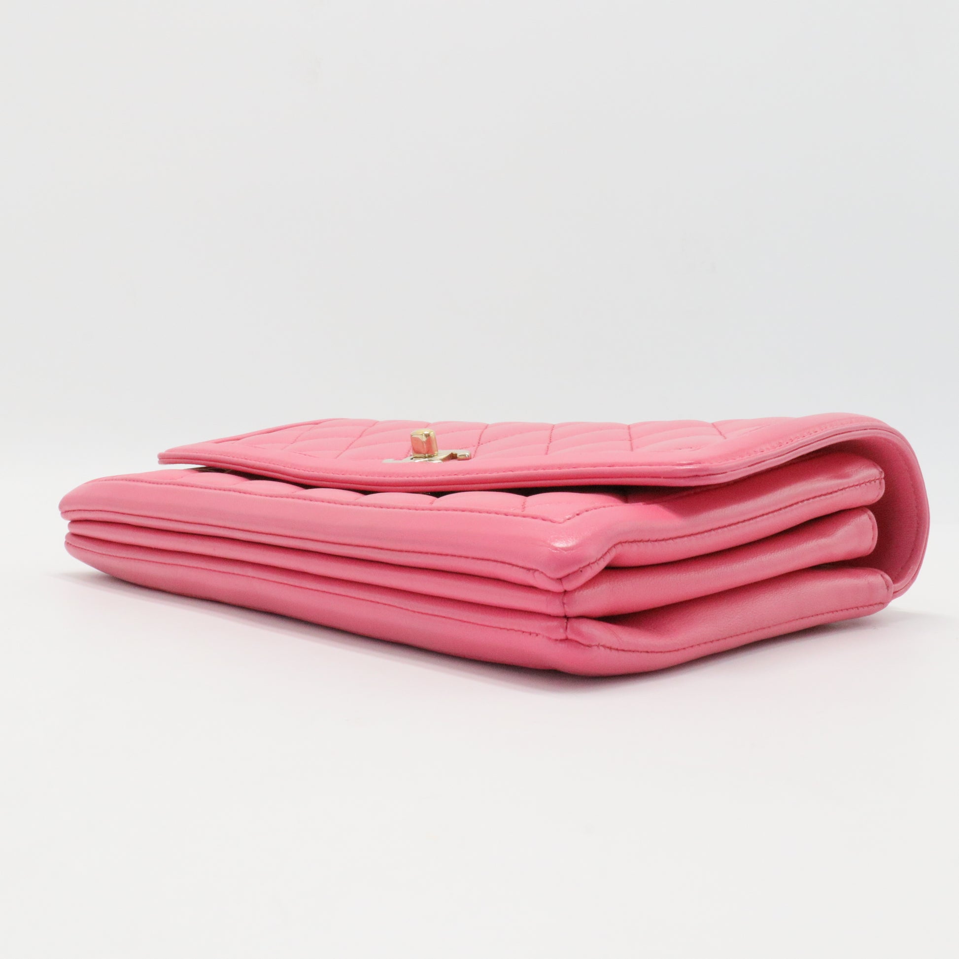 Quilted Lambskin Wallet On Chain Pink