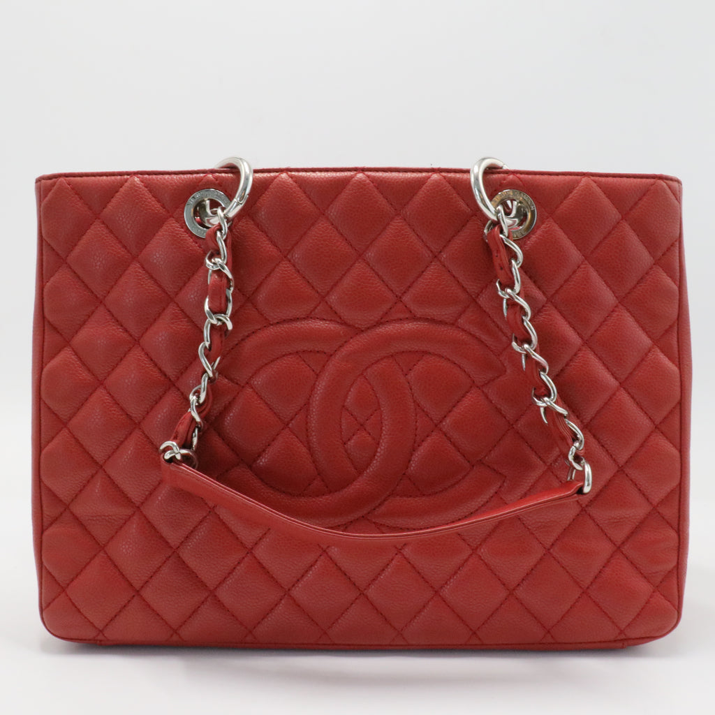 Grand Shopping Tote Quilted Caviar Red