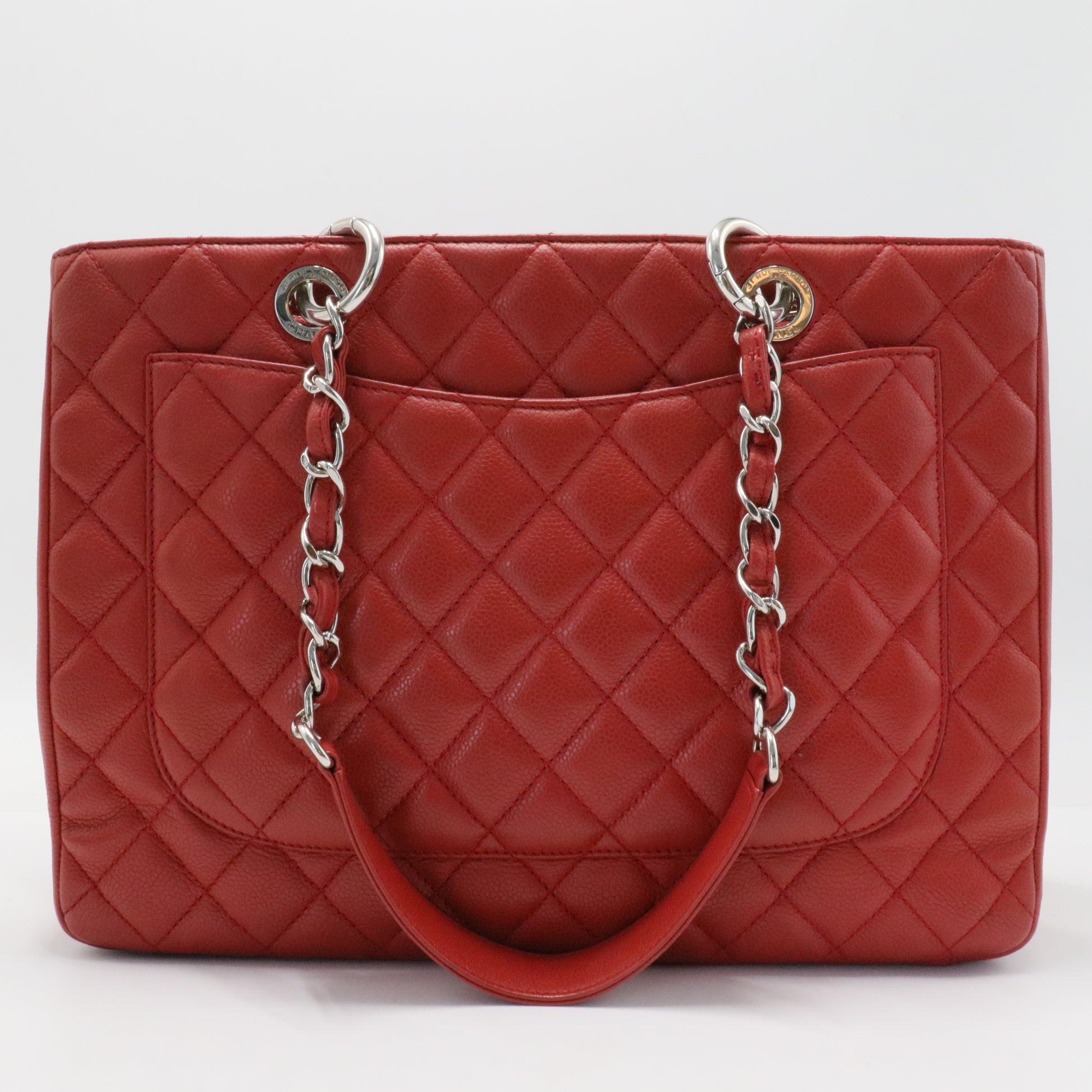 Grand Shopping Tote Quilted Caviar Red