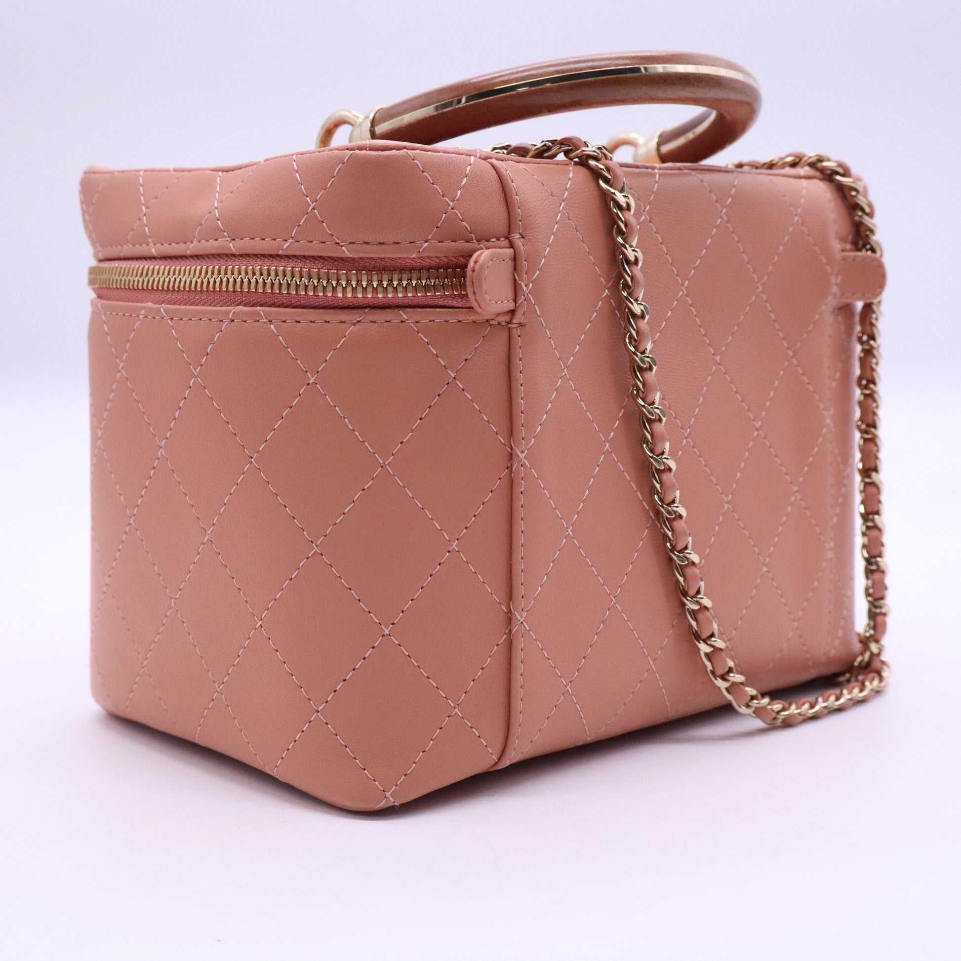 Chanel Knock On Wood Vanity Case b21457