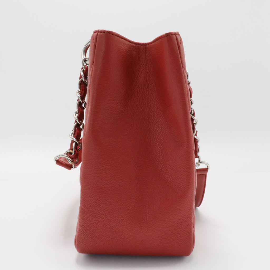 Grand Shopping Tote Quilted Caviar Red