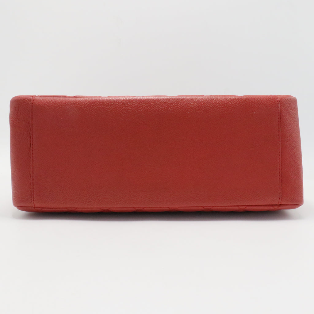 Grand Shopping Tote Quilted Caviar Red