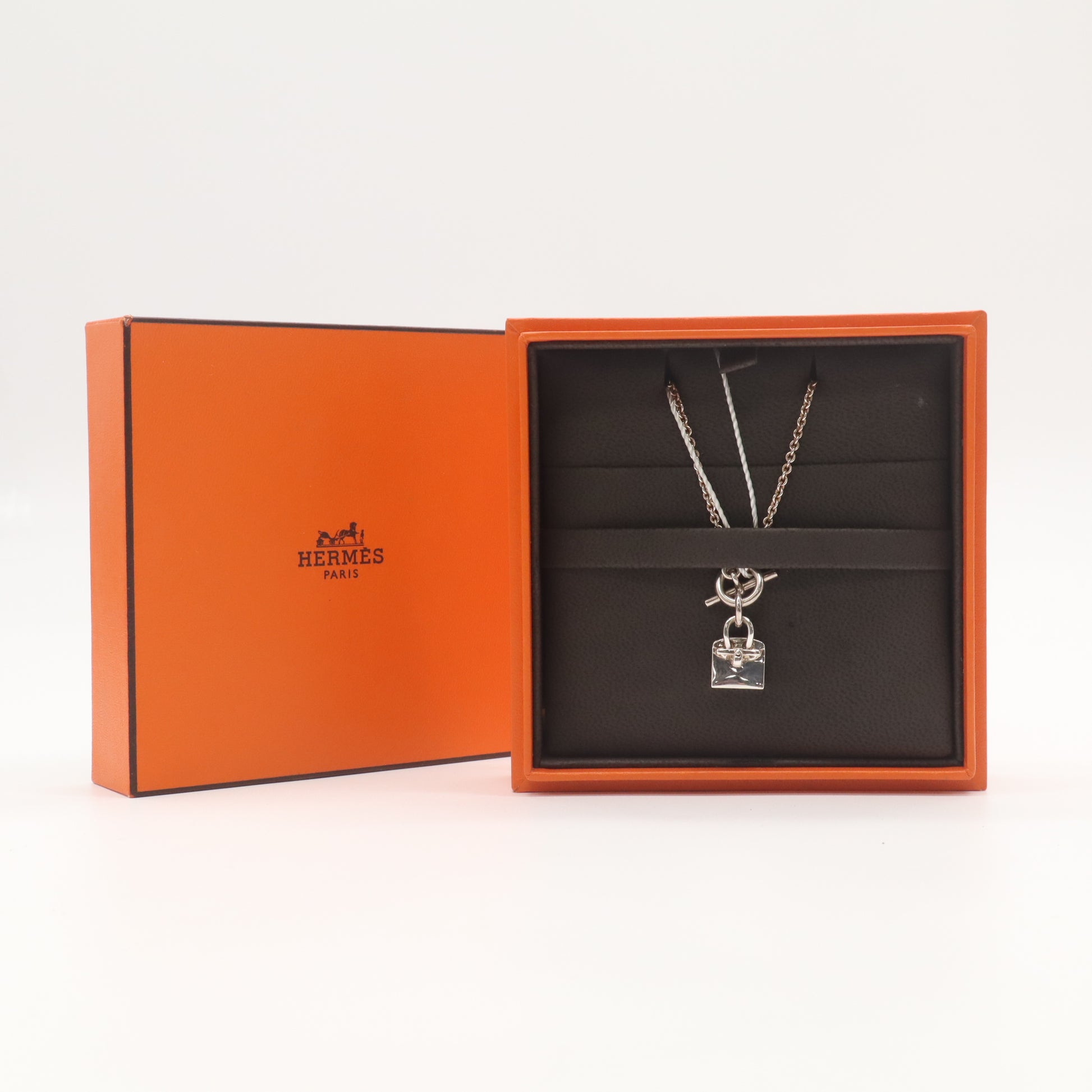 Hermes Sterling Silver Cadenas Kelly Lock Pendant Necklace LDZ181