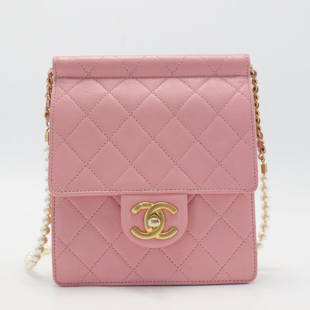 Lambskin Quilted Chic Pearls Flap