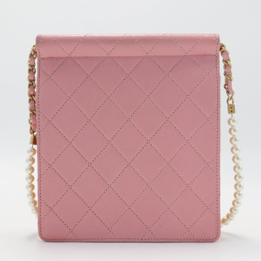 Lambskin Quilted Chic Pearls Flap