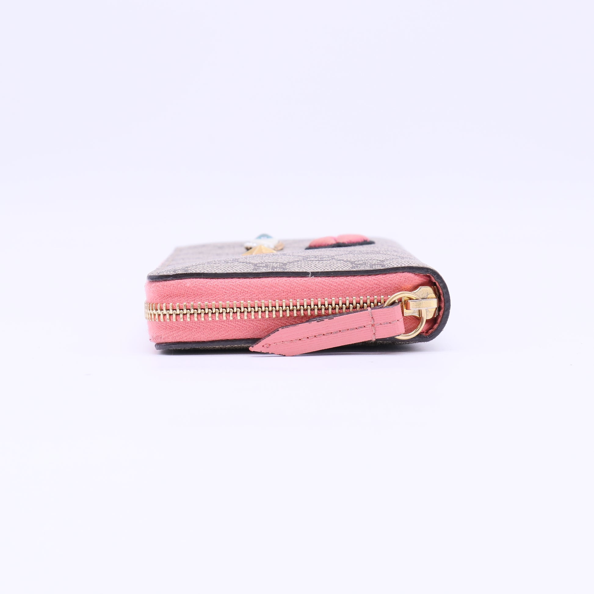 Gucci GG Supreme Monogram Embroidered Face Zip Around Wallet W22279