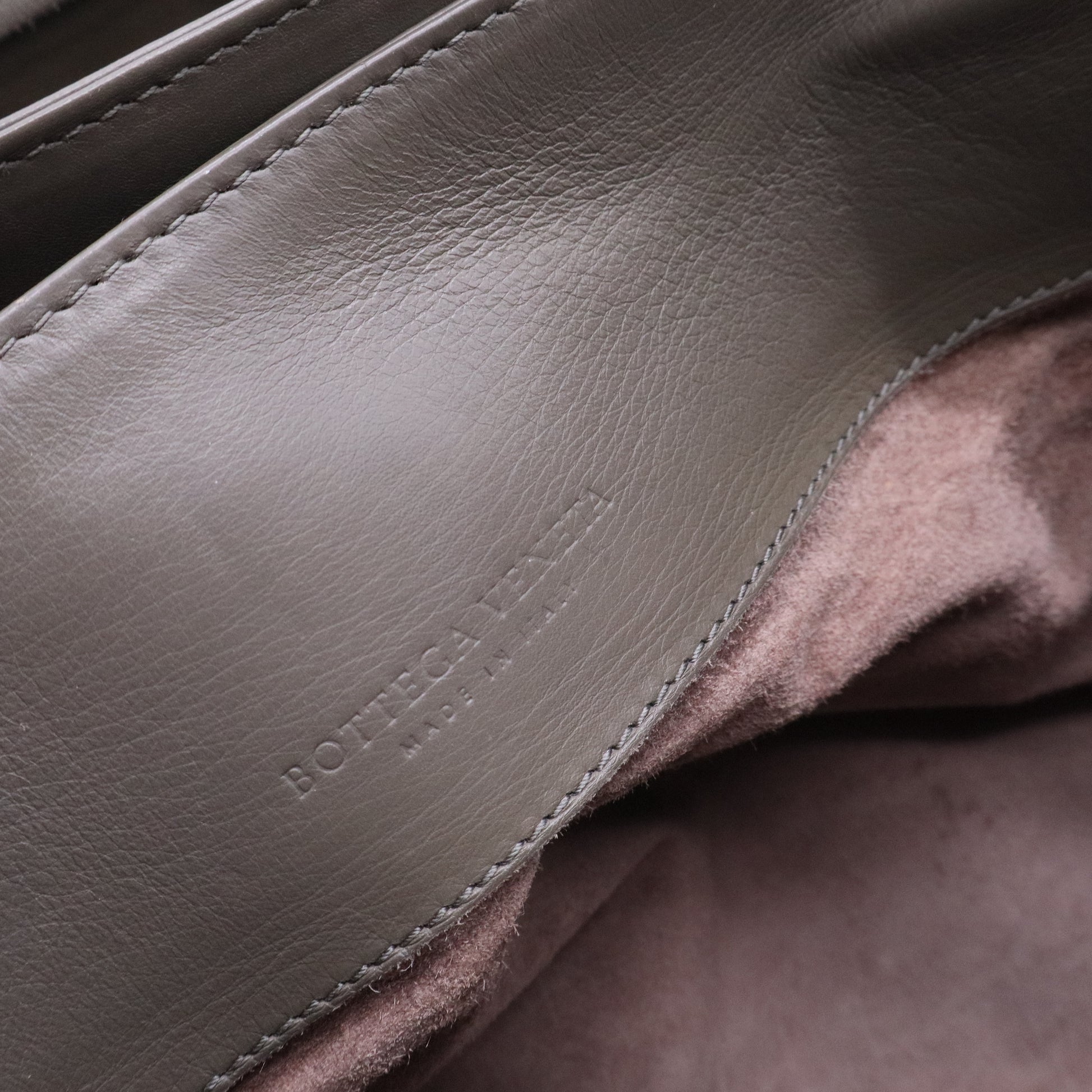 Intrecciato Roma Medium B12379