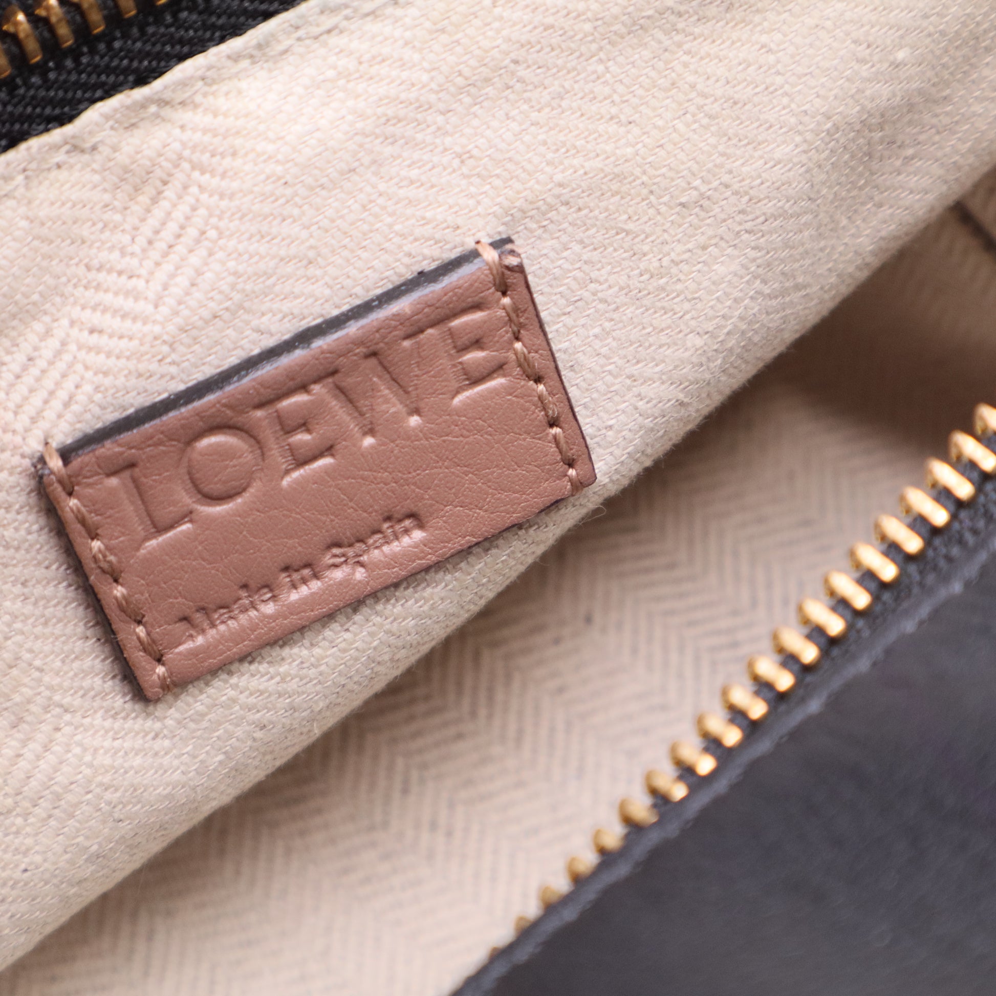 Loewe Puzzle Medium Color Block Calfskin Crossbody Bag twins b11756