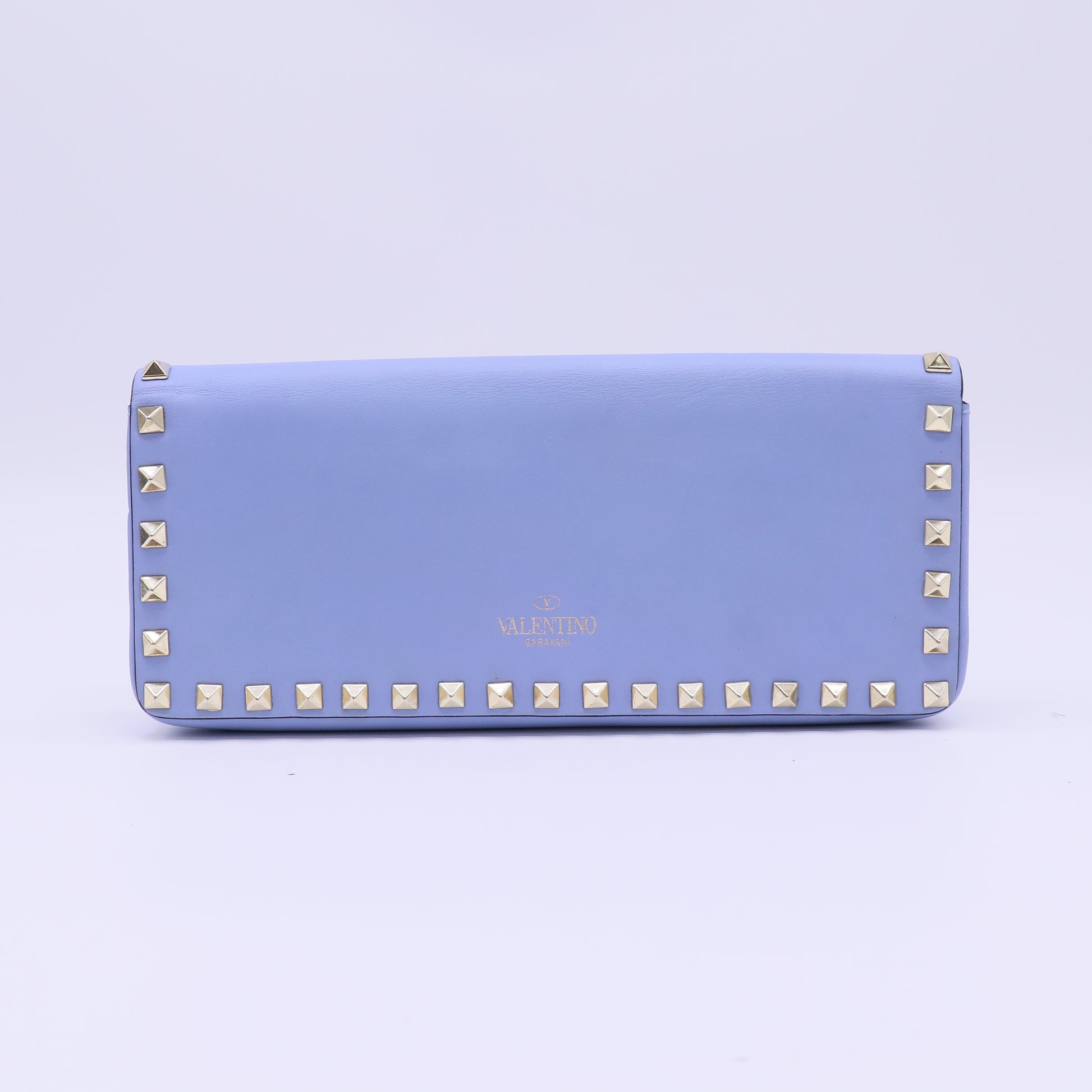 Valentino Garavani Rockstud Bangle Clutch B22681