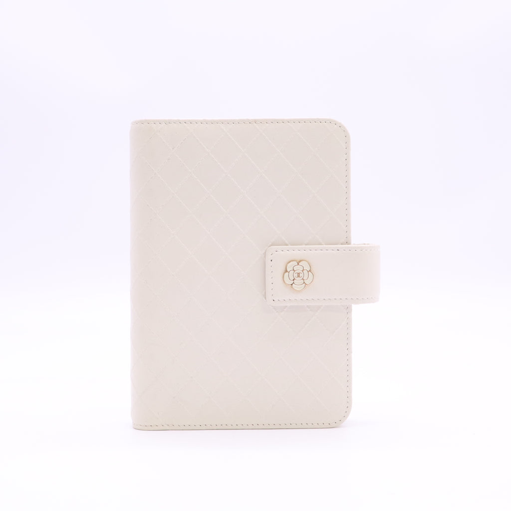 Chanel Camellia Quilted Agenda / Passport Cover W23534