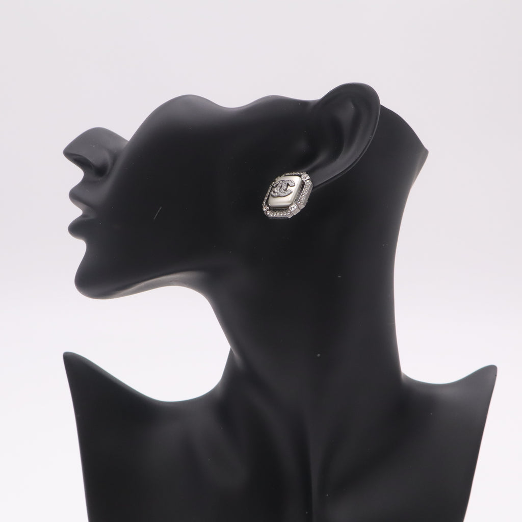 Chanel Square CC Pearl Crystal Rhinestone Stud Earrings W22371