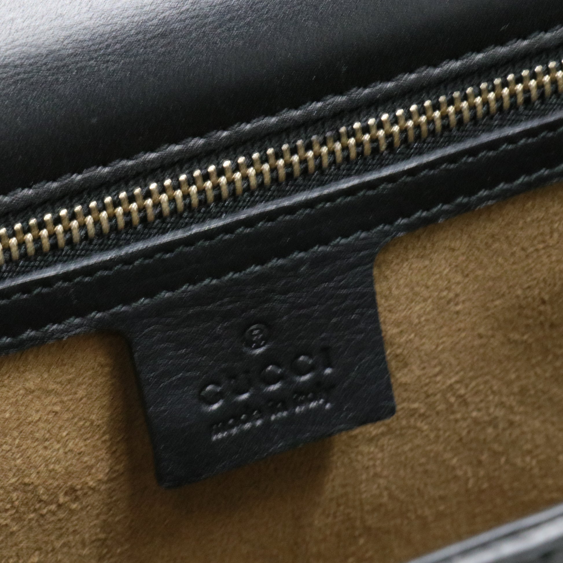 Padlock Shoulder Bag Guccissima Leather Medium