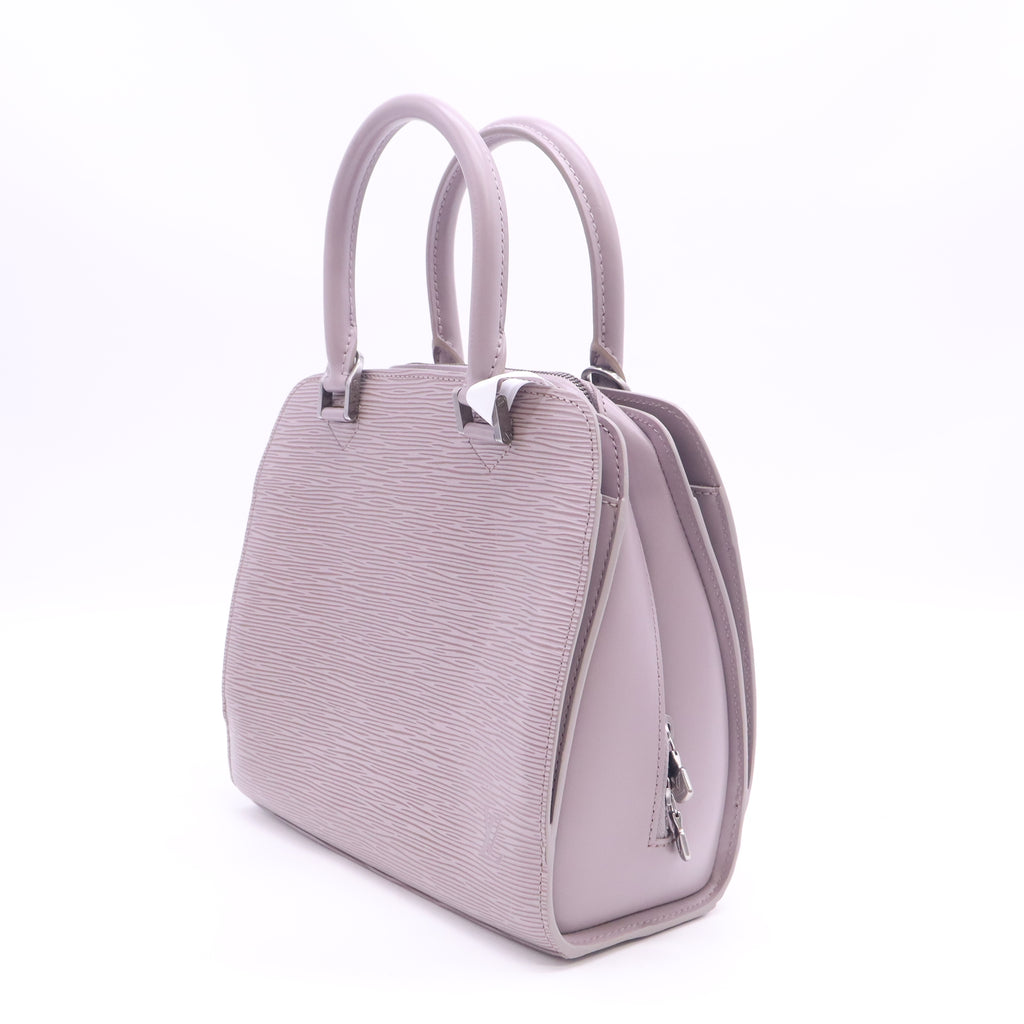 Louis Vuitton Epi Pont-Neuf PM Bag B24669